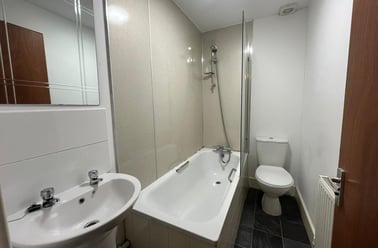 Woodland Terrace, Flat 6, Greenbank, Plymouth - Image 3